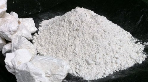 Độc và lạ với cách tẩy lông bằng vôi sống tại nhà Độc và lạ với cách tẩy lông bằng vôi sống tại nhà2