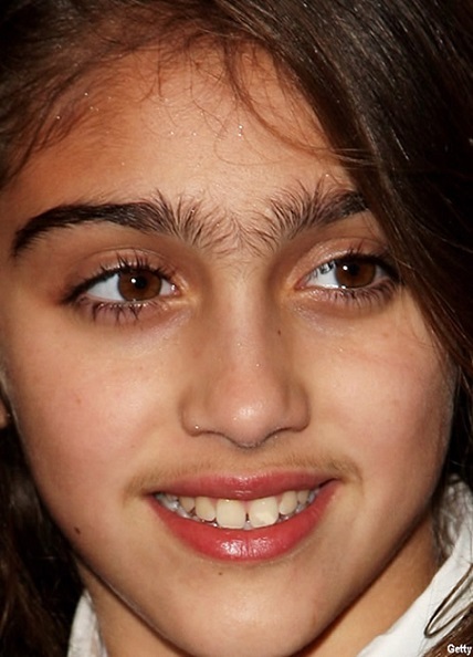 Tự tin triệt ria mép vĩnh viễn bằng công nghệ New E-Light