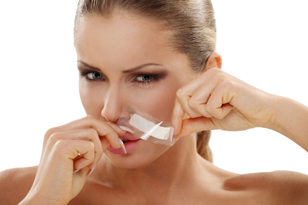 Wax lông mặt có đau không?